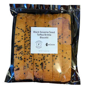 Clear bag with 6 pieces of sesame biscotti with a label stating "Black Sesame Seed Toffee Brittle Biscotti" NeoCocoa and Roxann's Biscotti logos